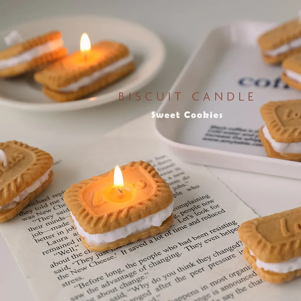 Cute handmade biscuit-shaped scented candle for aromatherapy, made of soy wax, for weddings, birthdays, parties, and home decoration.