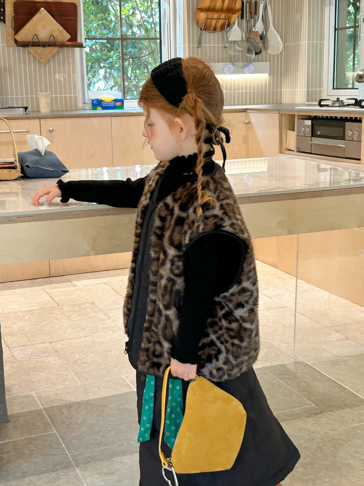 Manteau d'hiver pour filles, nouvelle mode, style occidental, fourrure intégrée, imprimé léopard, gilet en fourrure, tenue chaude quotidienne, 2025
