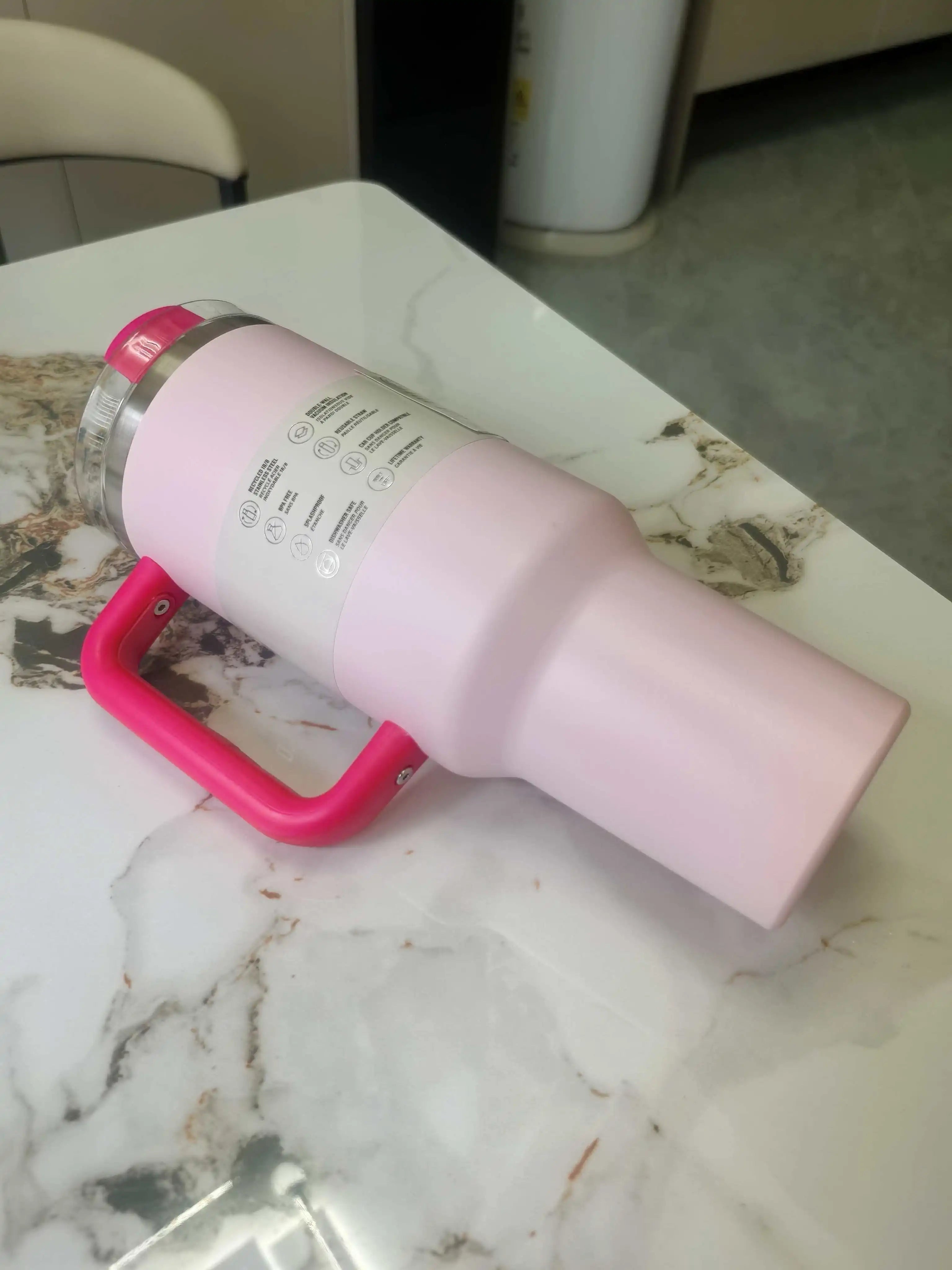 2025 nouvelle tasse thermos en acier inoxydable, bouteille d'eau chaude et froide sous vide, adaptée à la maison, au bureau ou à la voiture