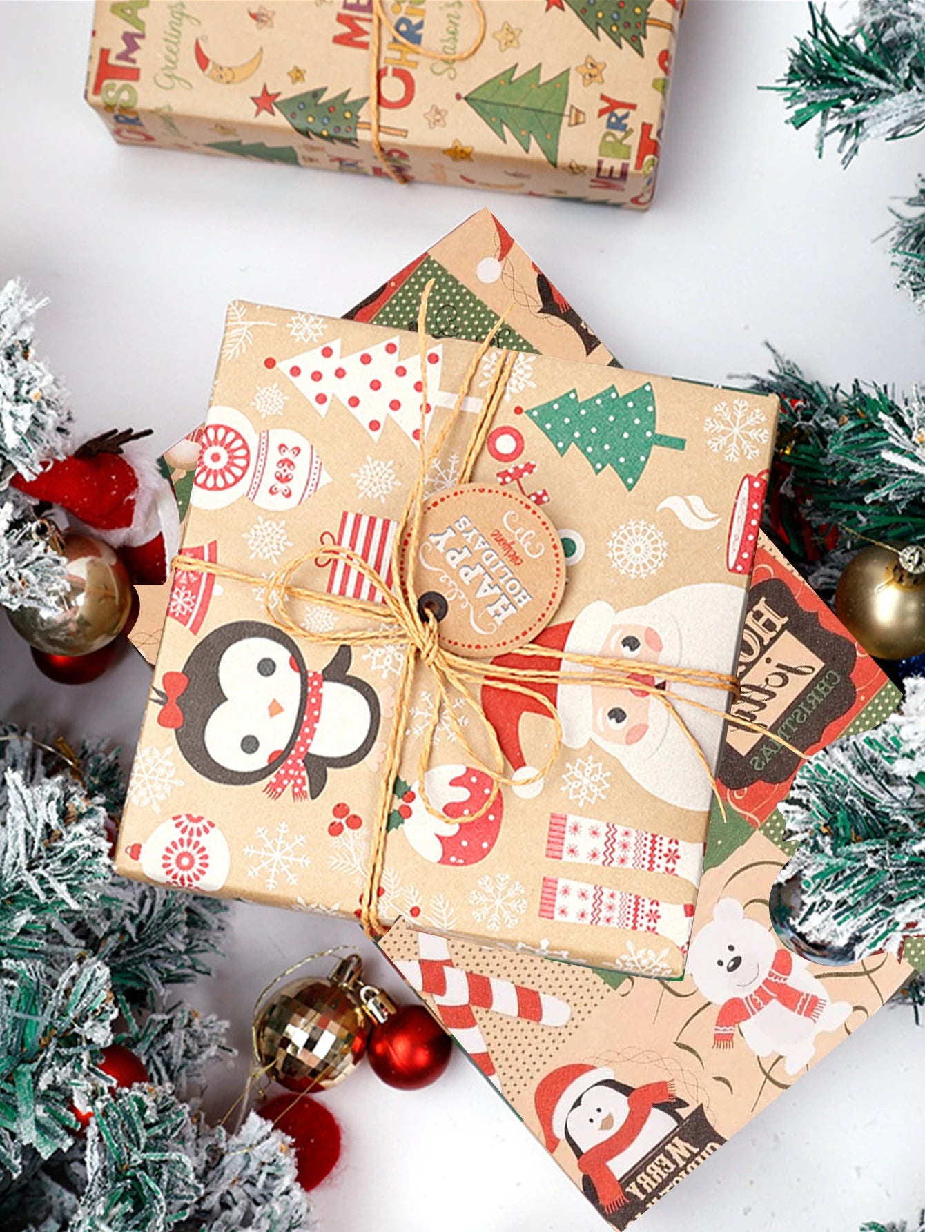 Papier d'emballage de cadeaux de Noël Papier d'emballage de cadeaux multi-styles Boîte-cadeau de Noël écologique Papier Cadeaux d'anniversaire et de vacances