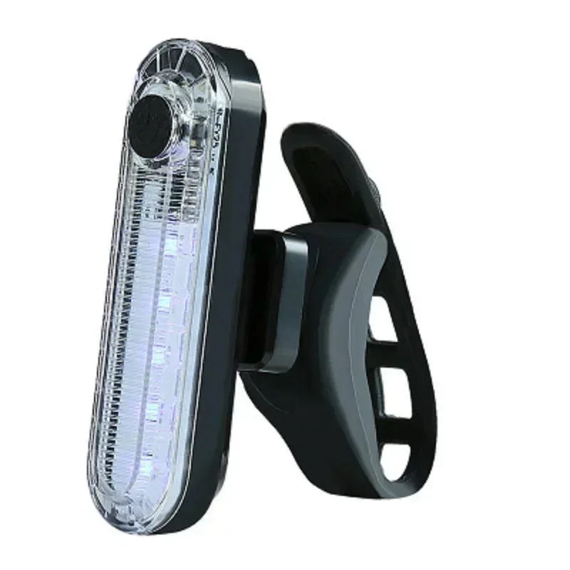 Enquêter arrière LED étanche pour vélo, aste par USB, éclairage de vélo clignotant, lampe à iode de sécurité, accessoires de lanterne de vélo