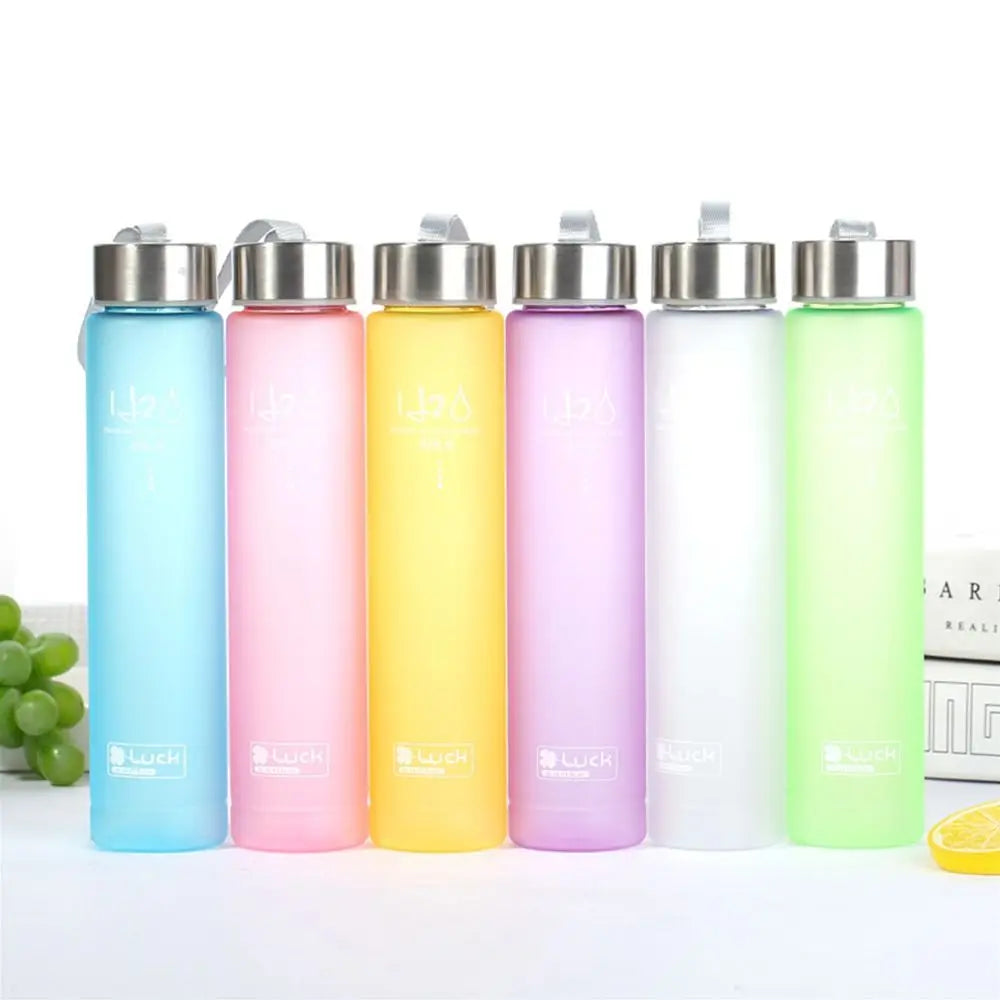 Bouteille d'eau conviviale rée en plastique pour filles et garçons, bouilloire de sport portable et étanche, 280ml