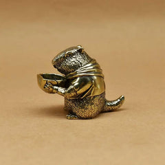 Retro brass marmot figurine, brass capybara statue, cute little animals, desk ornament, home decoration, charming decor