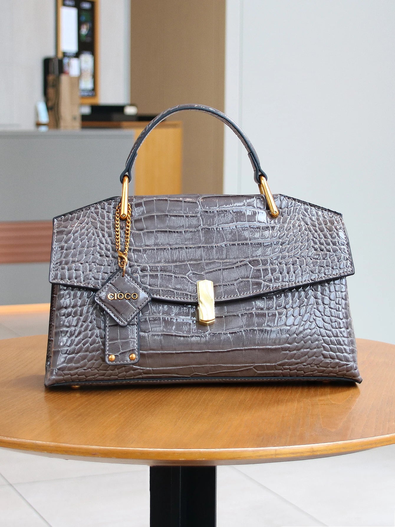 2025 nouveau rétro bleu en forme de serpent sac à main de haute qualité mode luxe sac à main léger grande capacité une épaule messen