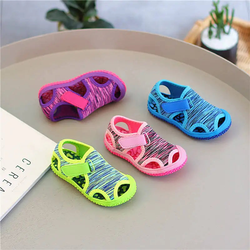 Sandales pour enfants pour garçons et filles, sandales de sport d'été à embout, chaussures de plage