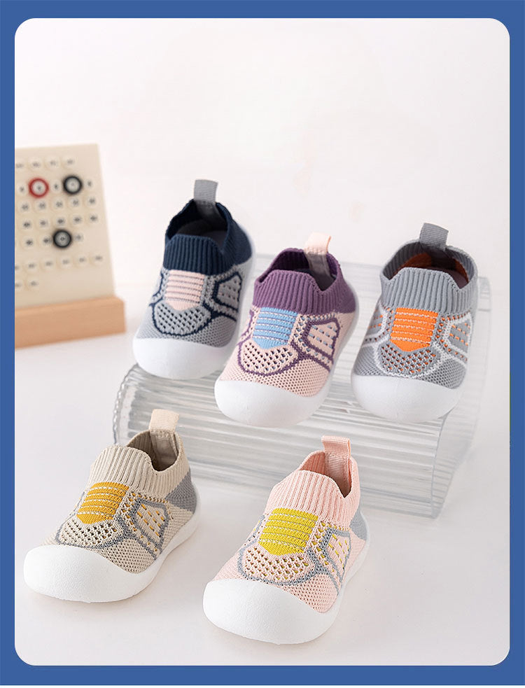 Nouvelles chaussures pour enfants en bas âge frappé printemps et automne décontracté polyvalent bébé chaussures semelle souple coup