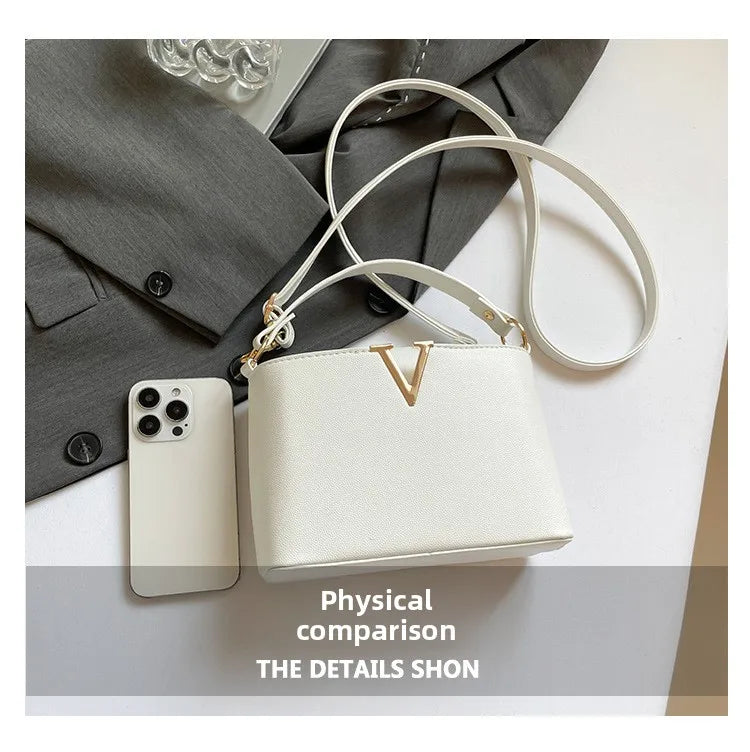Sac fourre-tout de luxe pour femmes, sac seau élégant en cuir Pu en forme de V Chic, sac à main à couverture supérieure pour femmes, sac à bandoulière pour femme