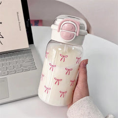 Nouveau Bouteille d'eau en paille à rabat avec nœud rose anti-fuite, tasse en plastique réutilisable, sport voyage pique-nique, verres portables avec couvercle sans BPA