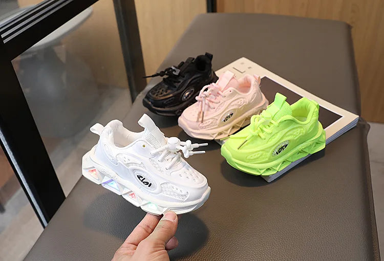 Chaussures pour bébés, baskets lumineuses et maladroites pour garçons et filles, petites et moyennes tailles, à semelles souples, nouvelle collection printemps-automne 2023