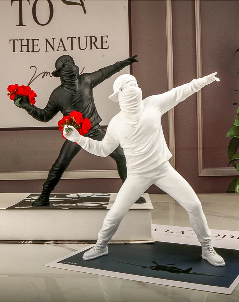 Statues en résine, Sculptures, lanceur de fleurs Banksy, bombardier, accessoires de décoration pour la maison, ornements modernes, Figurine de collection