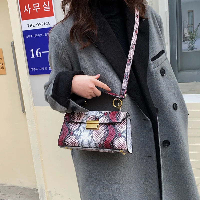 New Luxury Brand Designer Handbag Women's Snake Print Leather Shoulder Bags Fashion Small Square Crossbody Bag Bolsa De Ombro 