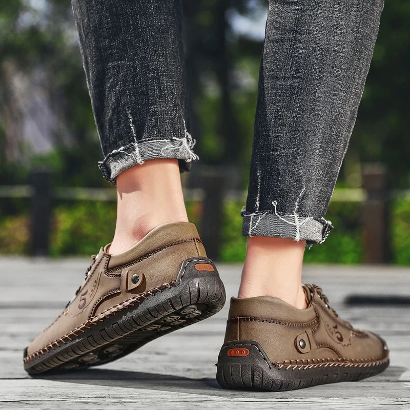 Men's leather moccasin, casual shoes, comfortable, high quality, fashionable, soft zones, classic, rinse-resistant, non-adherent, flat, trendy, outdoor, new