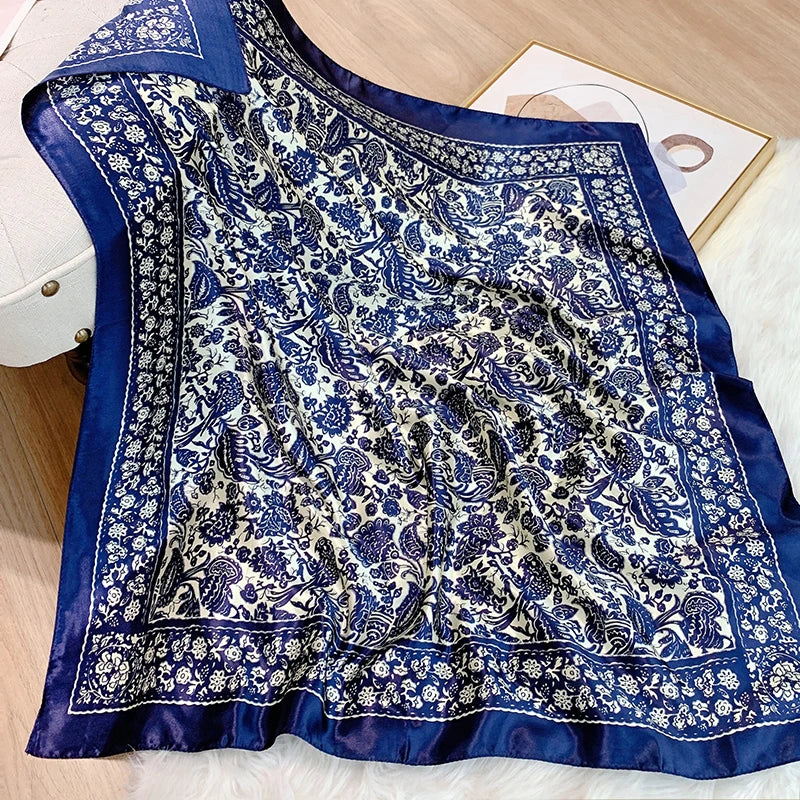 2025 Design marque foulard foulard châle enveloppes imprimer soie Satin écharpe carré femmes musulman Hijab élégant bandeau Bandana