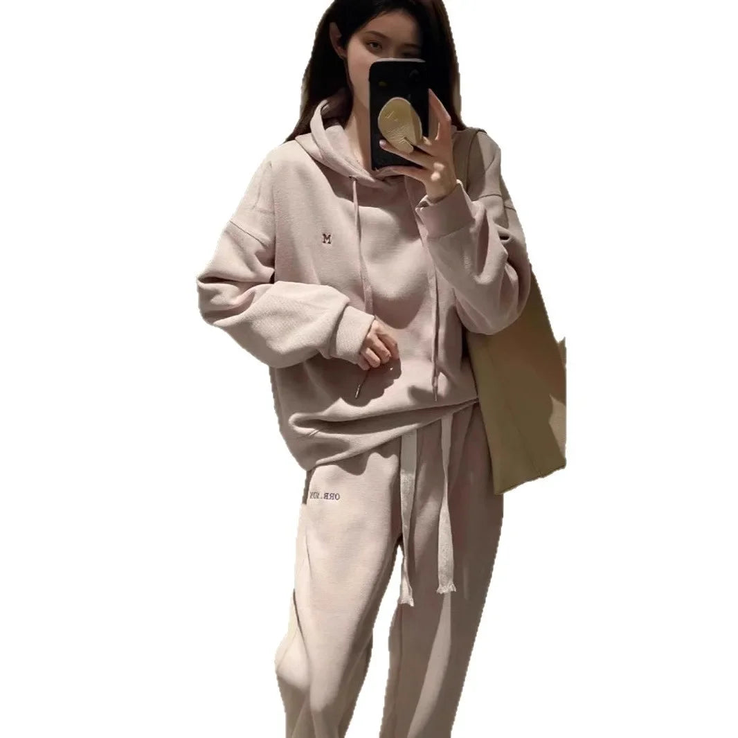 Ensemble de sport américain à la mode pour femmes, sweat à capuche, pantalon décontracté brodé, ensemble deux pièces en Fiber de Polyester, automne hiver