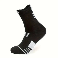 3 pairs of men's comfortable cushioned athletic socks for outdoor sports