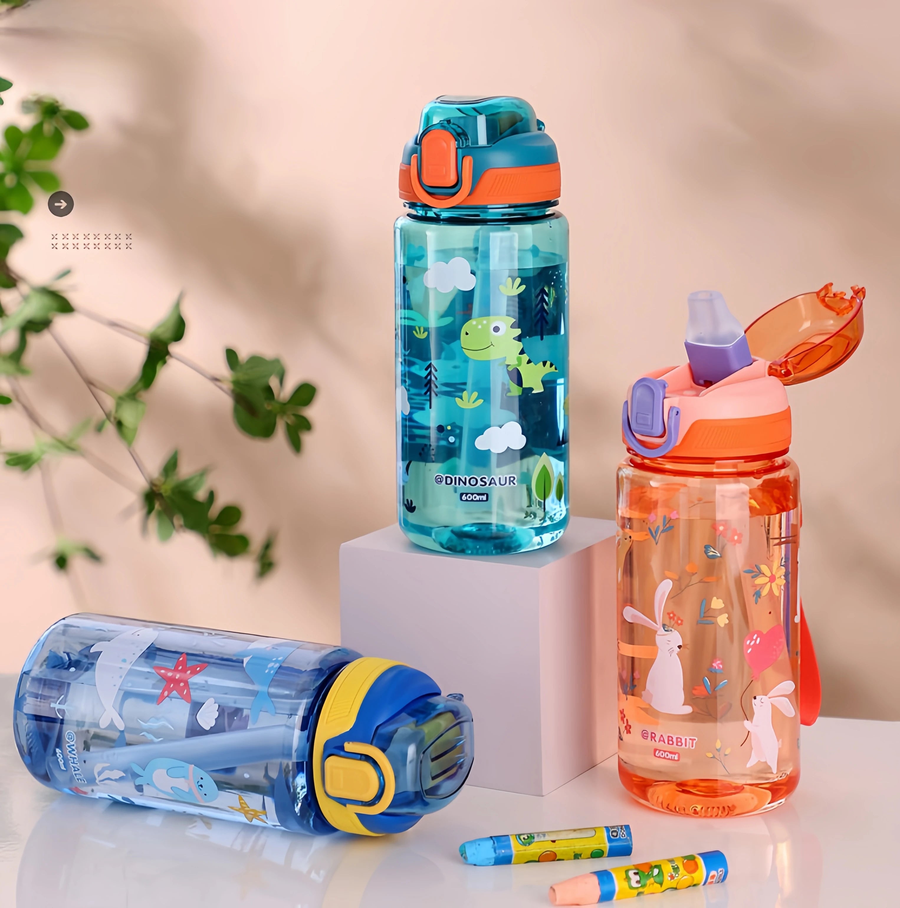 Bouteille d'eau dinosaure de 600ml pour enfants, tasse à bec avec paille en Silicone, bouteilles d'eau en plastique étanches, tasse d'eau d'été pour enfants