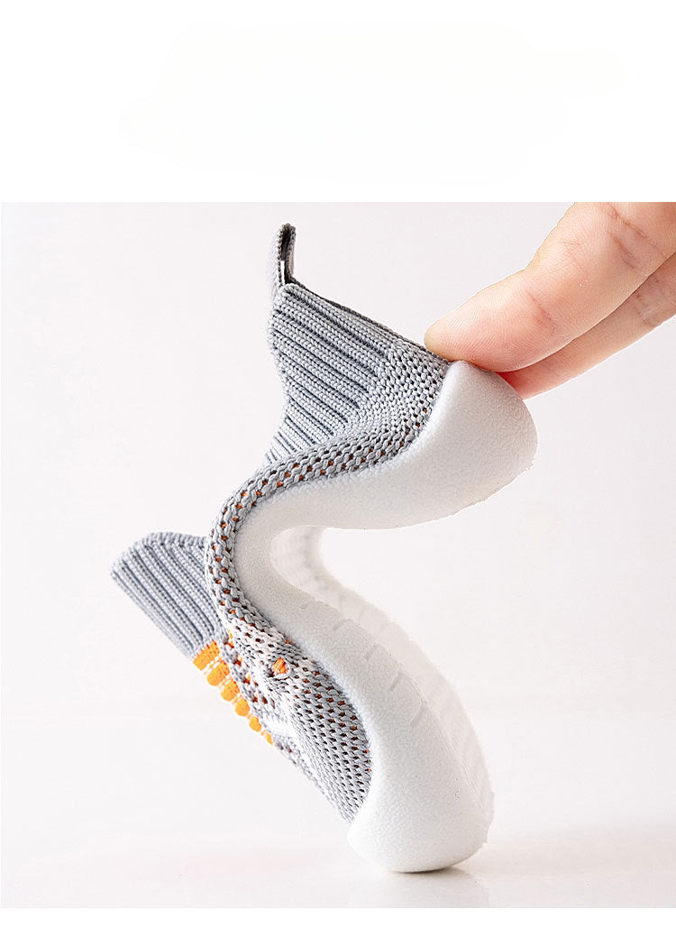Nouvelles chaussures pour enfants en bas âge frappé printemps et automne décontracté polyvalent bébé chaussures semelle souple coup