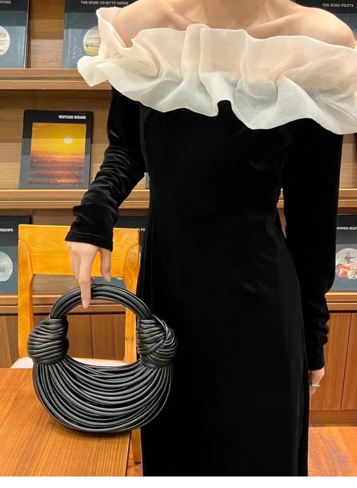 Sacs à main pour femmes 2025 nouveau en or marque de luxe de créateur sacs à nouilles tissés à la main corde nouée tiré Hobo argent pochette de soirée