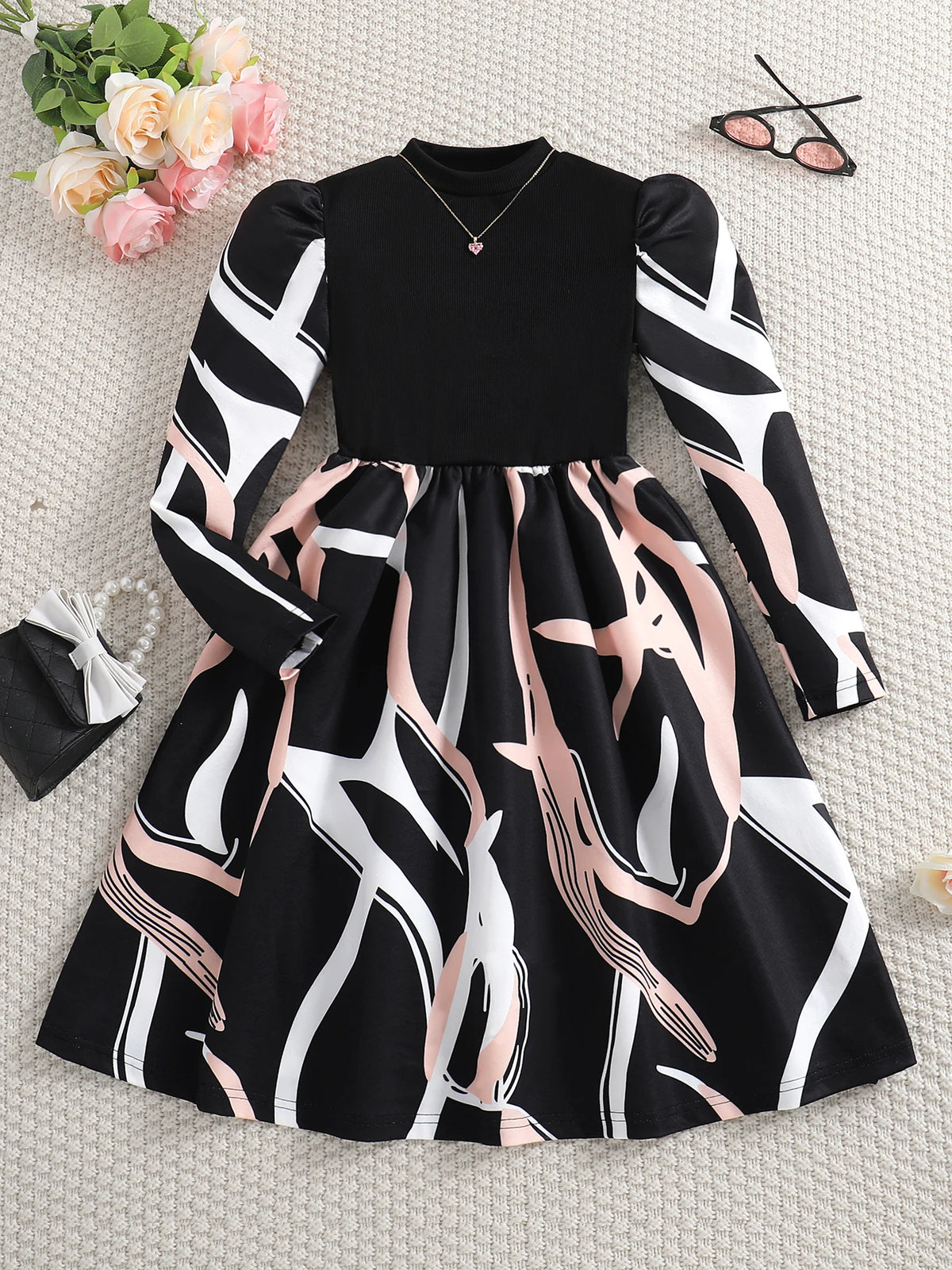 Autumn dress for girls, contrasting striped pattern, fashionable, soft, elegant style, children's princess dress