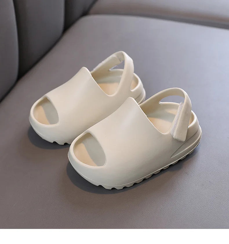 Pantoufles d'été pour enfants, vente en gros, chaussures de plage, commerce extérieur, chaussures trouées pour petits enfants, chaussures pour bébés