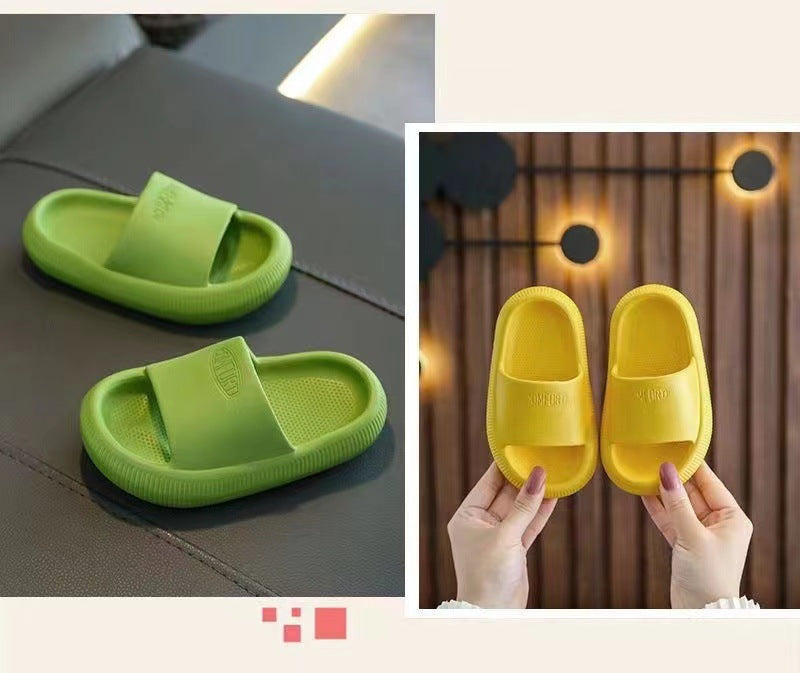 Pantoufles de salle de bain pour enfants, couleur unie, antidérapantes, semelle souple, pantoufles d'été pour garçons et filles de 4 à 10 ans, pantoufles de maison mignonnes