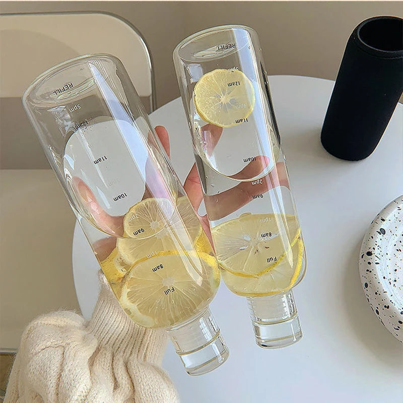 Nouvelle tasse d'eau Sport bouteille d'eau avec échelle de temps Couple en plastique Portable conteneur d'eau Anti-chute bouteille d'eau extérieure