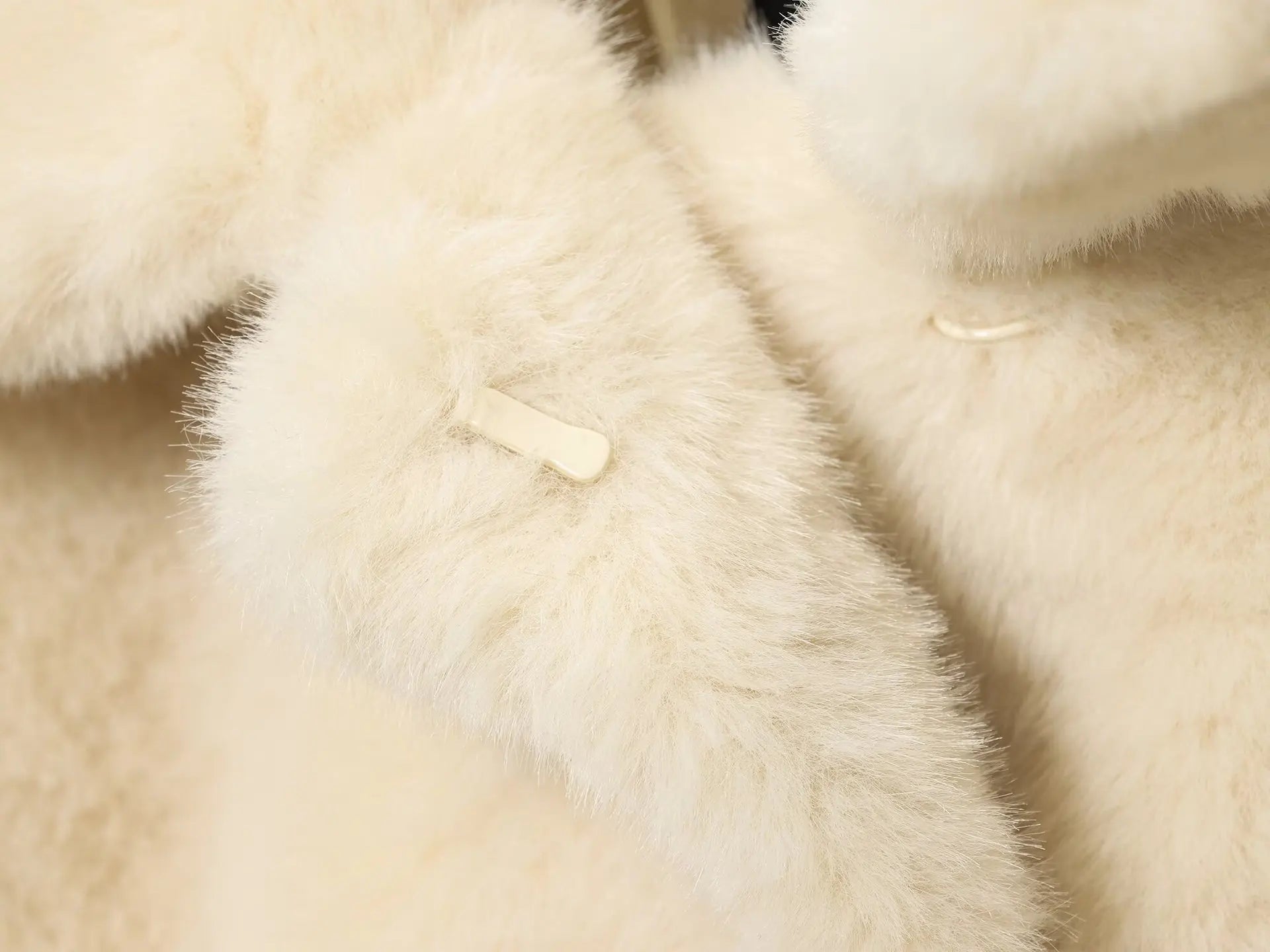 Veste élégante en fausse fourrure ceinturée hiver nouveauté vêtements d'extérieur pour femmes Style de trajet tissu mixte à manches longues sens de haute qualité...