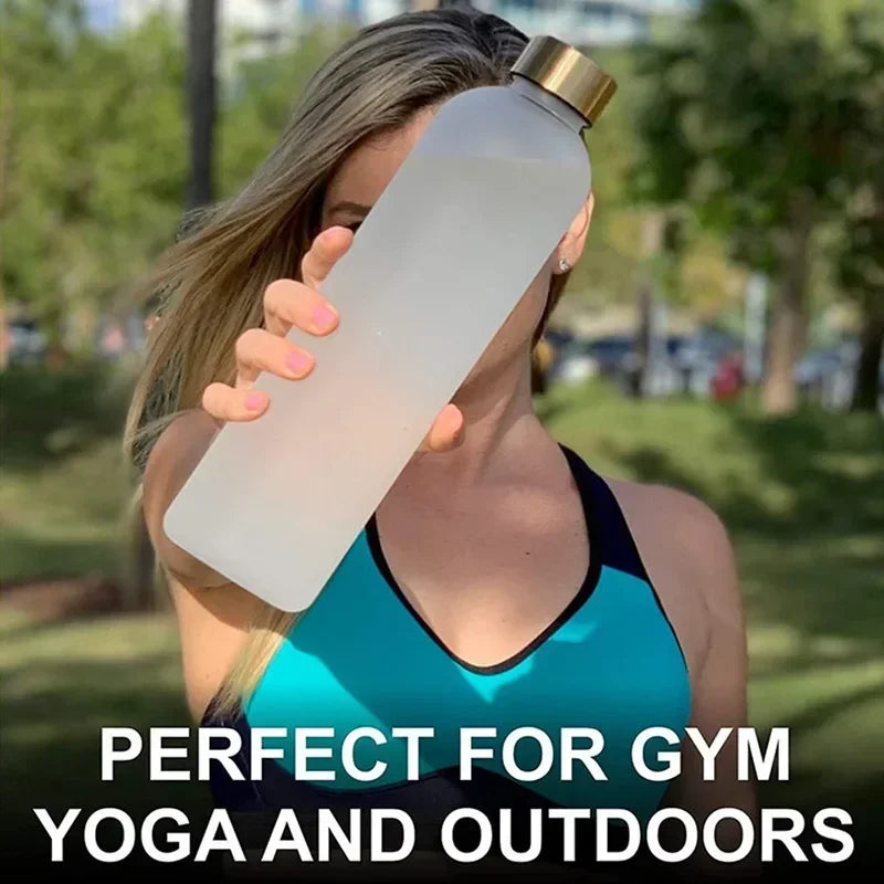 Nouveau 1L bouteille d'eau avec timbre de temps sans BPA réutilisable Fitness Sports voyage en plein air étanche tasse d'eau bouilloire givrée