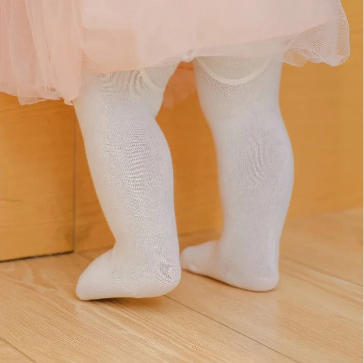 A pair of full-leg baby leggings suitable for boys and girls aged 0 to 4 years, available in five colors.