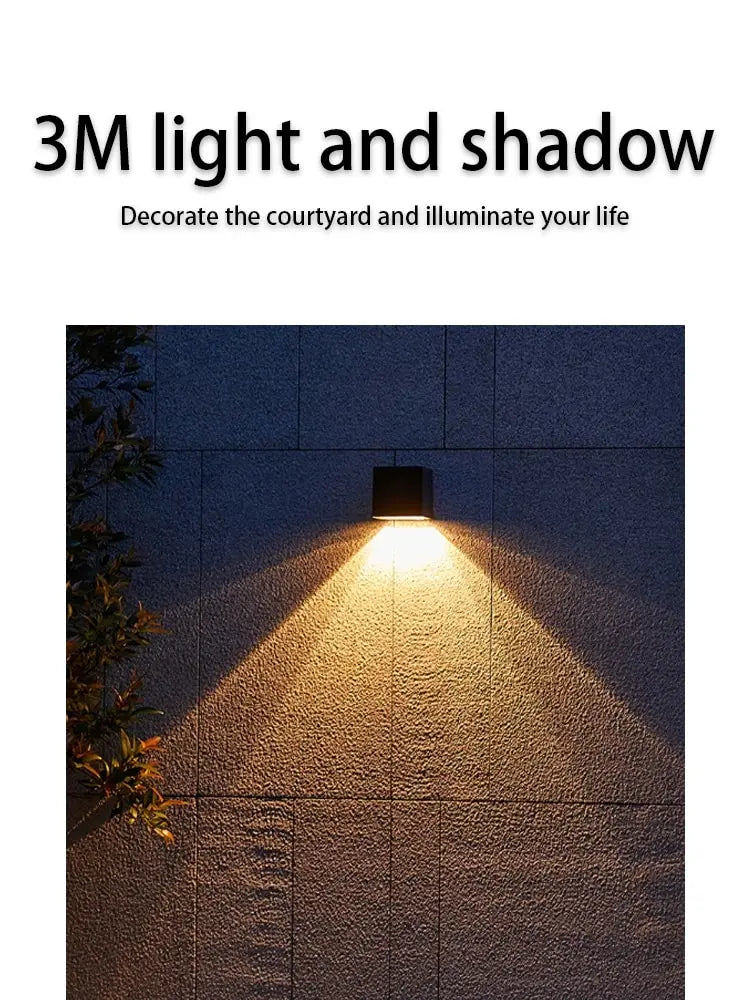 Applique Murale Solaire à LED avec Capteur de Soleil, Imperméable Conforme à la Norme IP65, Luminaire Décoratif d'Extérieur, Idéal pour un Jardin, une Cour, un délégations ou une Clôture