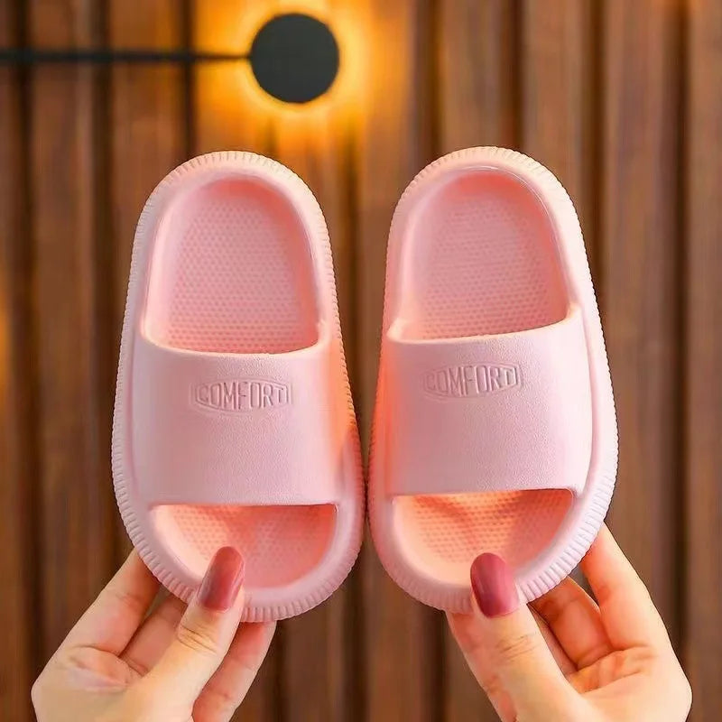 Pantoufles de salle de bain pour enfants, couleur unie, antidérapantes, semelle souple, pantoufles d'été pour garçons et filles de 4 à 10 ans, pantoufles de maison mignonnes
