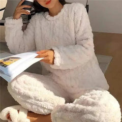 Ensemble pyjama chaud en velours de corail doux pour femmes, vêtements d'extérieur confortables pour l'hiver, cadeau de noël pour la rentrée scolaire ﻿