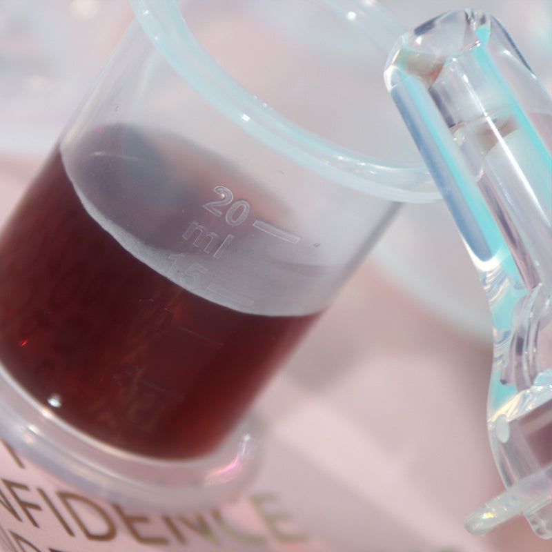 Mangeoire à sucette pour bébé, distributeur de médicaments liquides pour bébé, mangeoire à aiguilles en Silicone Anti-étouffement, mangeoire à eau, avec tasse de mesure de 20ml