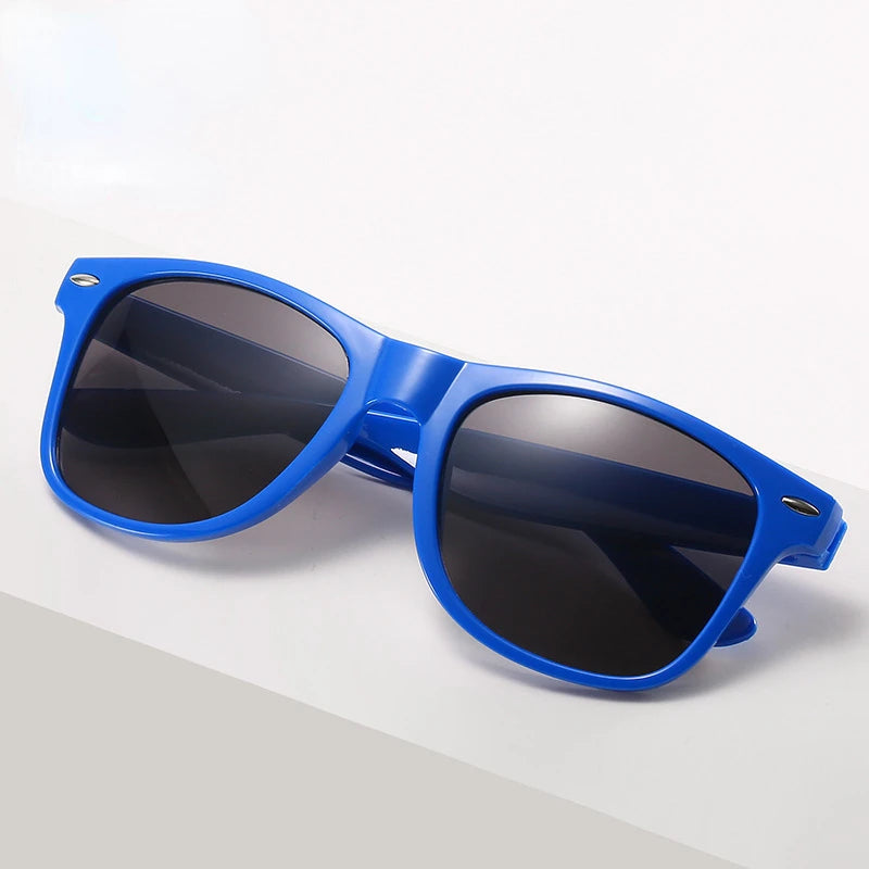 12 couleurs à la mode nouveaux enfants lunettes de soleil mode carré lunettes d'extérieur nuances pour enfants garçons filles UV Preotection lunettes de soleil