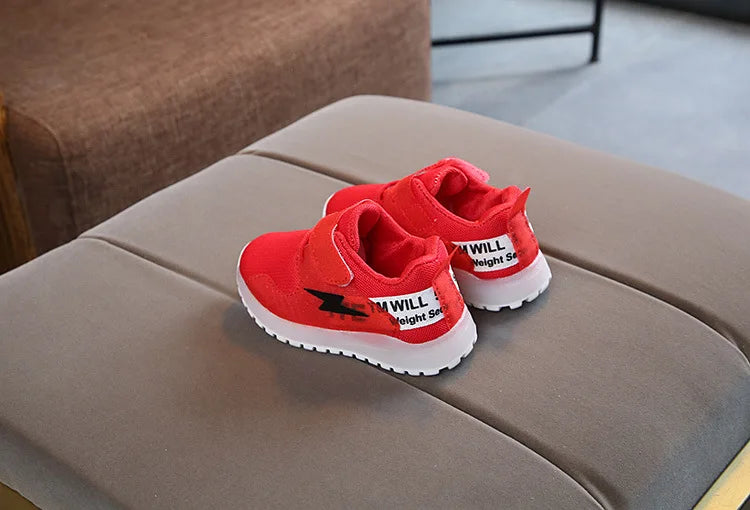 Chaussures lumineuses pour enfants garçons et filles baskets en maille légère brillante baskets lumineuses pour petits enfants chaussures lumineuses LED pour enfants