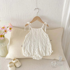 Combinaison d'été basique simple en dentelle pour bébé, combinaison à bretelles fine décontractée pour bébé fille, adaptée aux vêtements d'intérieur et d'extérieur