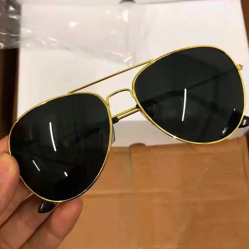 Vintage sunglasses for men and women, metal frame, fashionable shades, for outdoor sports, new 2024 collection