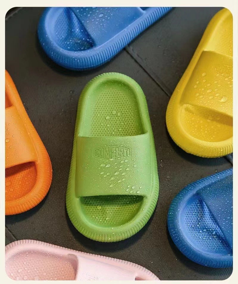Pantoufles de salle de bain pour enfants, couleur unie, antidérapantes, semelle souple, pantoufles d'été pour garçons et filles de 4 à 10 ans, pantoufles de maison mignonnes