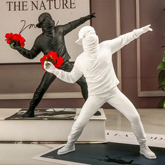 Statues en résine, Sculptures, lanceur de fleurs Banksy, bombardier, accessoires de décoration pour la maison, ornements modernes, Figurine de collection