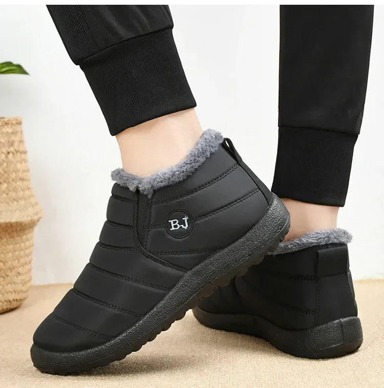 Bottes d'hiver imperméables pour femmes, bottines de neige en peluche, chaudes, noires, chaussures à plateforme en coton pour Couple, nouvelle collection 2023