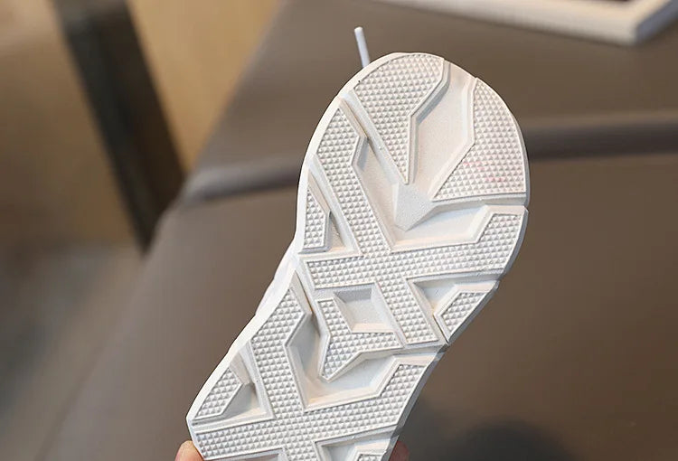 Chaussures pour bébés, baskets lumineuses et maladroites pour garçons et filles, petites et moyennes tailles, à semelles souples, nouvelle collection printemps-automne 2023