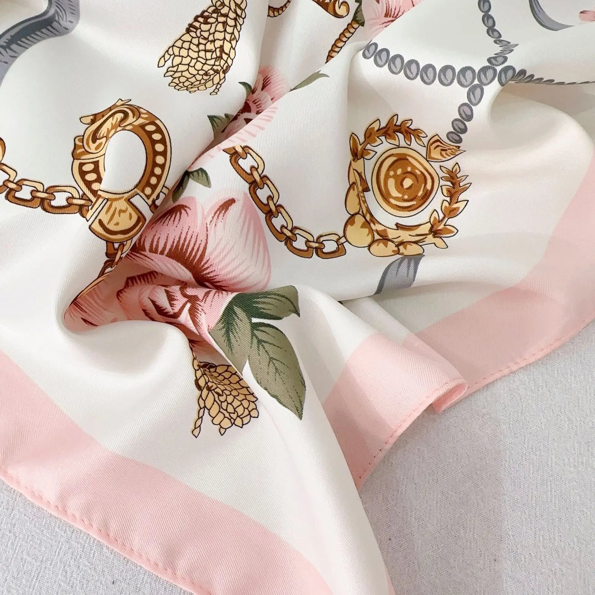 Foulard en sergé de fleurs pour femmes, châle de protection solaire, hijab féminin, enveloppes de cheveux, foulard de la présidence, bandanda, nouveau design