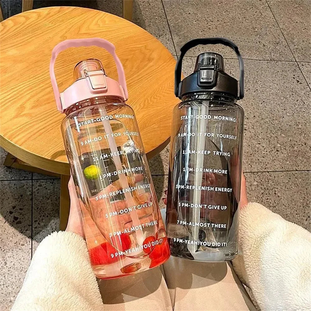 Bouteille d'eau 2L avec marqueur de temps, anti-fuite, antidérapante, bouteille d'eau de voyage Portable en plastique, tasse de Fitness avec des autocollants mignons