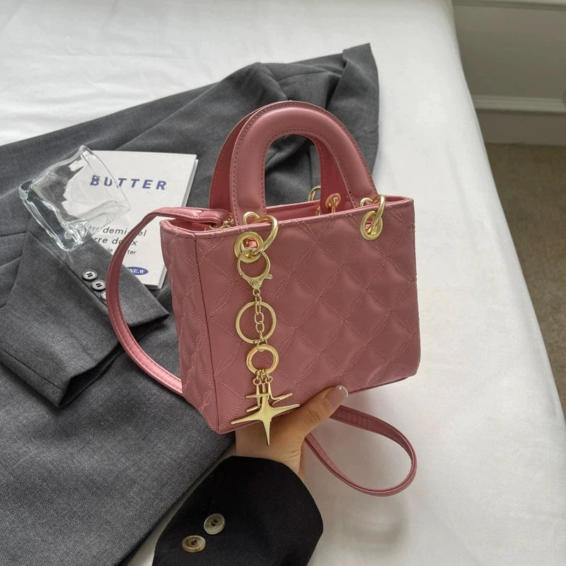 Small Premium Western Style Bag, New Shoulder Bag, Fashionable Embroidery Thread, Versatile Concubine Handbag 