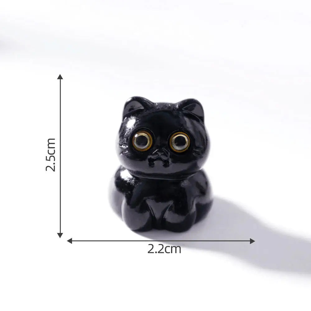 Cartoon resin cat figurine, mini kitten, tilted head, home decorations, small creative figurines for car and desk mounting