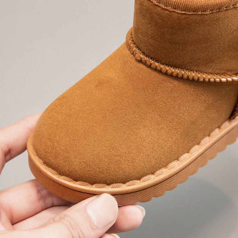 Bottes de neige pour enfants, Style concis, peluche épaisse, bottes courtes d'hiver pour enfants, couleur unie, chaussures classiques unisexes à enfiler pour garçons et filles 23-36
