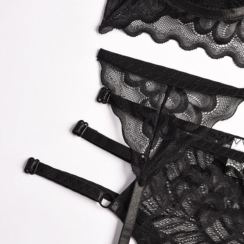 Ensembles de Lingerie érotique pour femmes, jarretelles en dentelle, soutien-gorge et culotte transparents, Costumes Porno féminins, col licou en V profond, ensemble de sous-vêtements Sexy