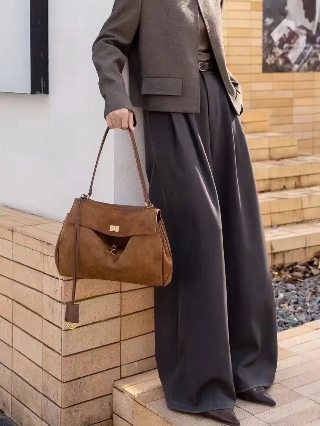 Sacs à main en cuir véritable pour femmes, fourre-tout en cuir véritable glacé, sac à bandoulière en daim marron pour dames, design moderne personnalisé