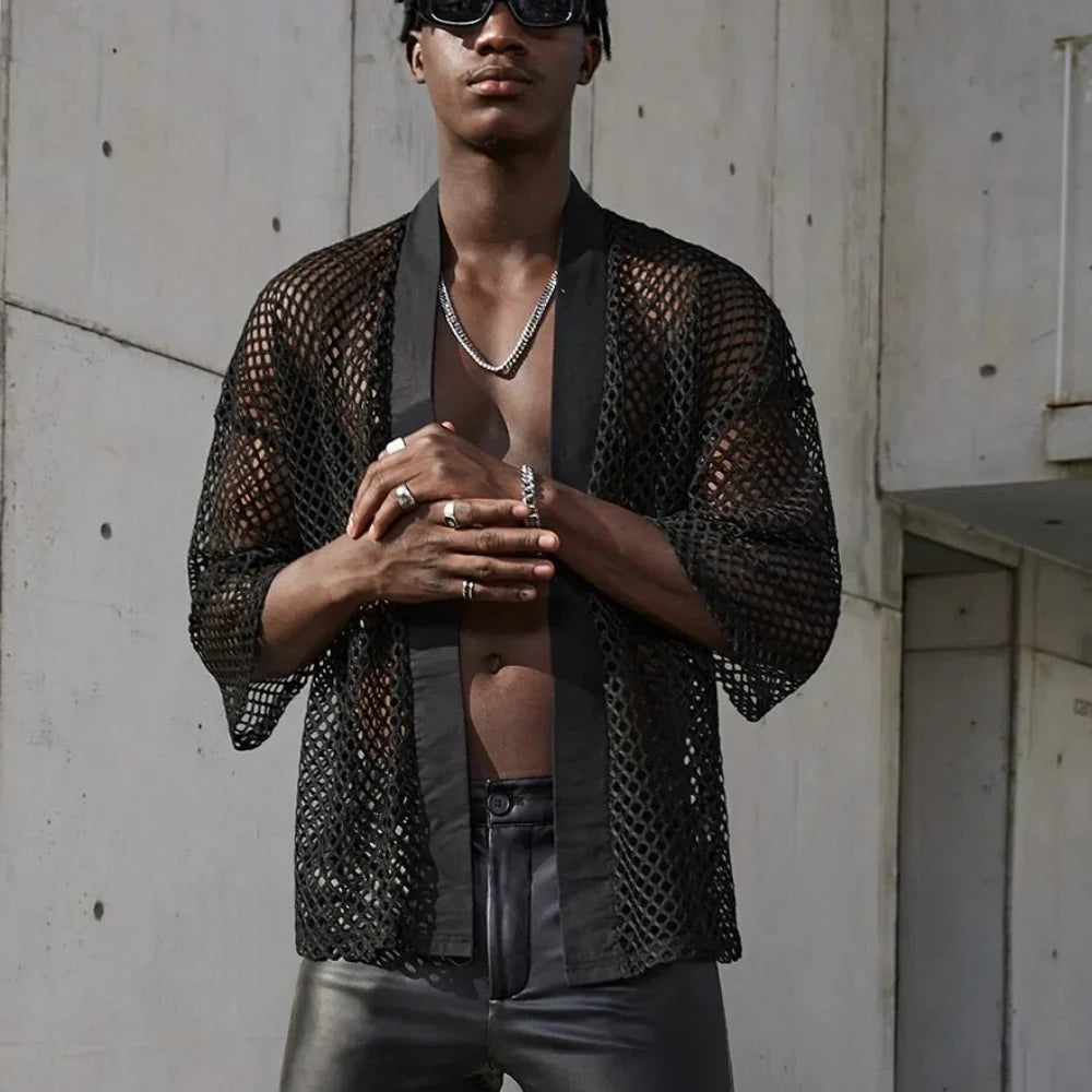 Hommes hauts en maille évider T-shirt masculin Cardigan châle Streetwear hommes mode Performance porter chemise haute Chemise Homme