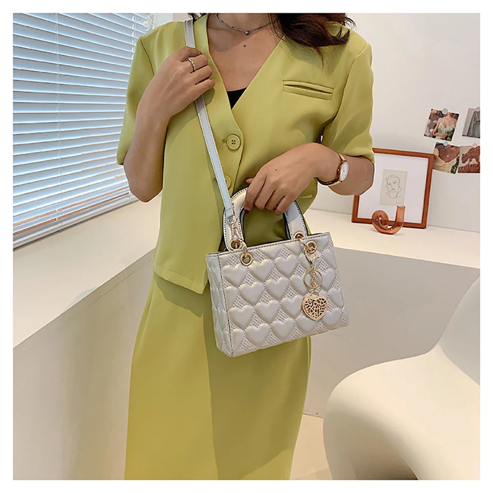Red Love - Women's Patent Leather Handbag, Glossy Surface, High-End Design, Wedding Cuff Bag, Striking Shoulder Bag, New Fashion 